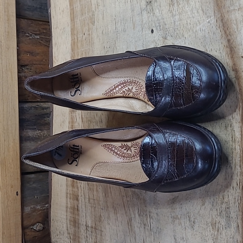 Womens Size 7.5M Sofft Heeled Dress Shoe